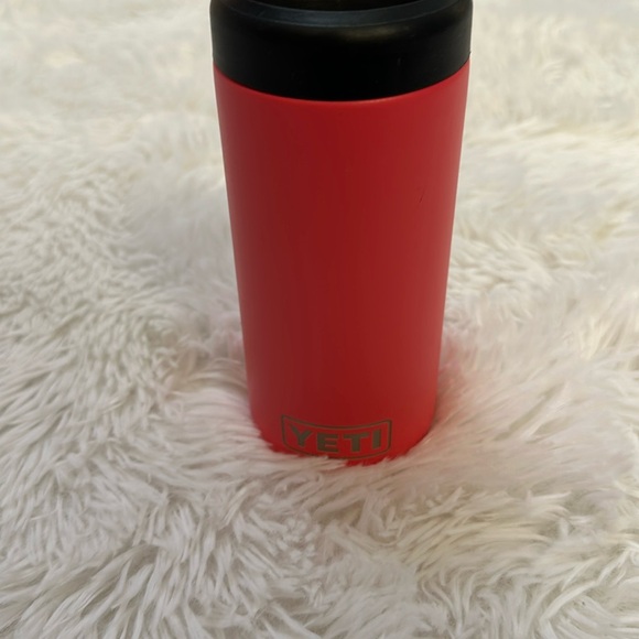 Yeti Bimini pink can cooler slim - Picture 1 of 3